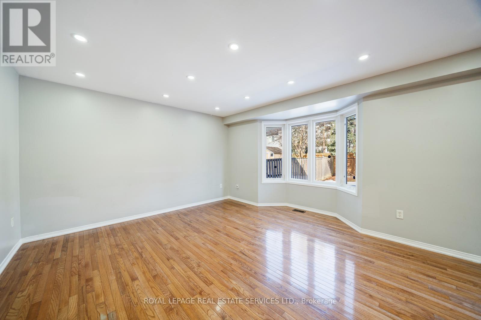 












1875 SECRETARIAT PLACE

,
Oshawa,




Ontario
L1L1C8

