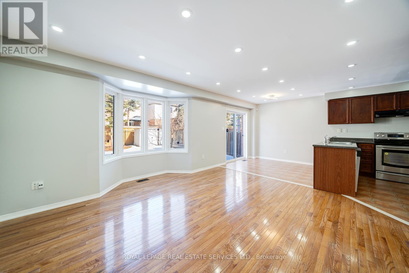 












1875 SECRETARIAT PLACE

,
Oshawa,




Ontario
L1L1C8

