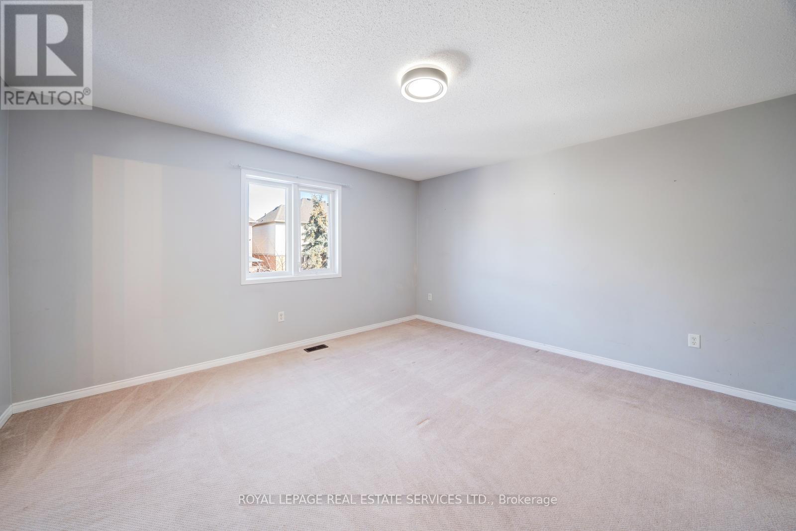 












1875 SECRETARIAT PLACE

,
Oshawa,




Ontario
L1L1C8

