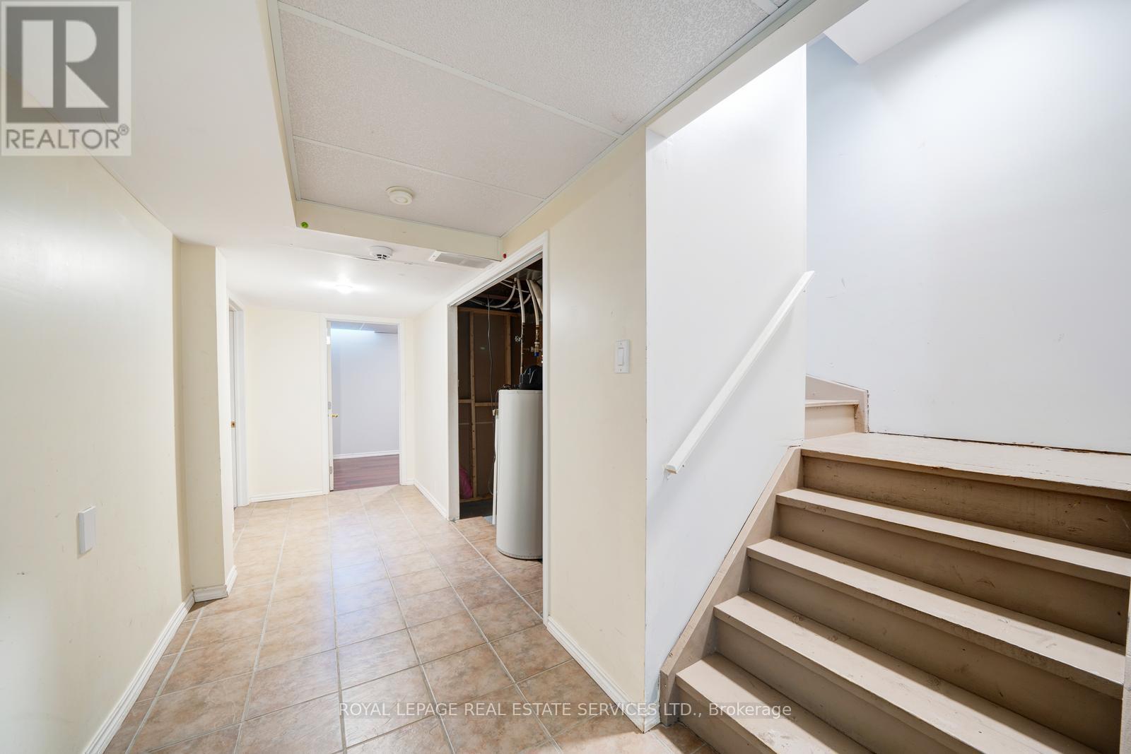 












1875 SECRETARIAT PLACE

,
Oshawa,




Ontario
L1L1C8

