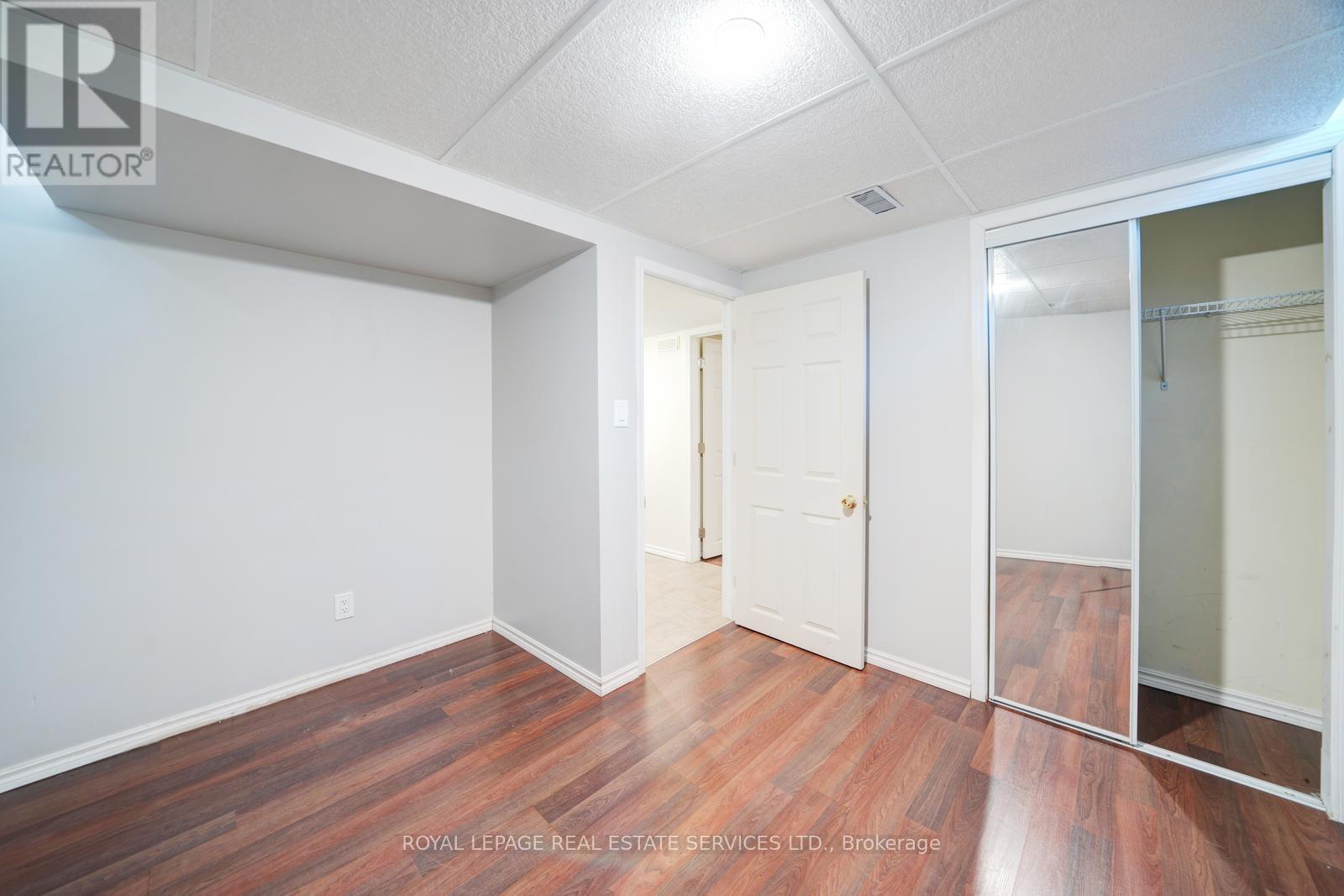 












1875 SECRETARIAT PLACE

,
Oshawa,




Ontario
L1L1C8

