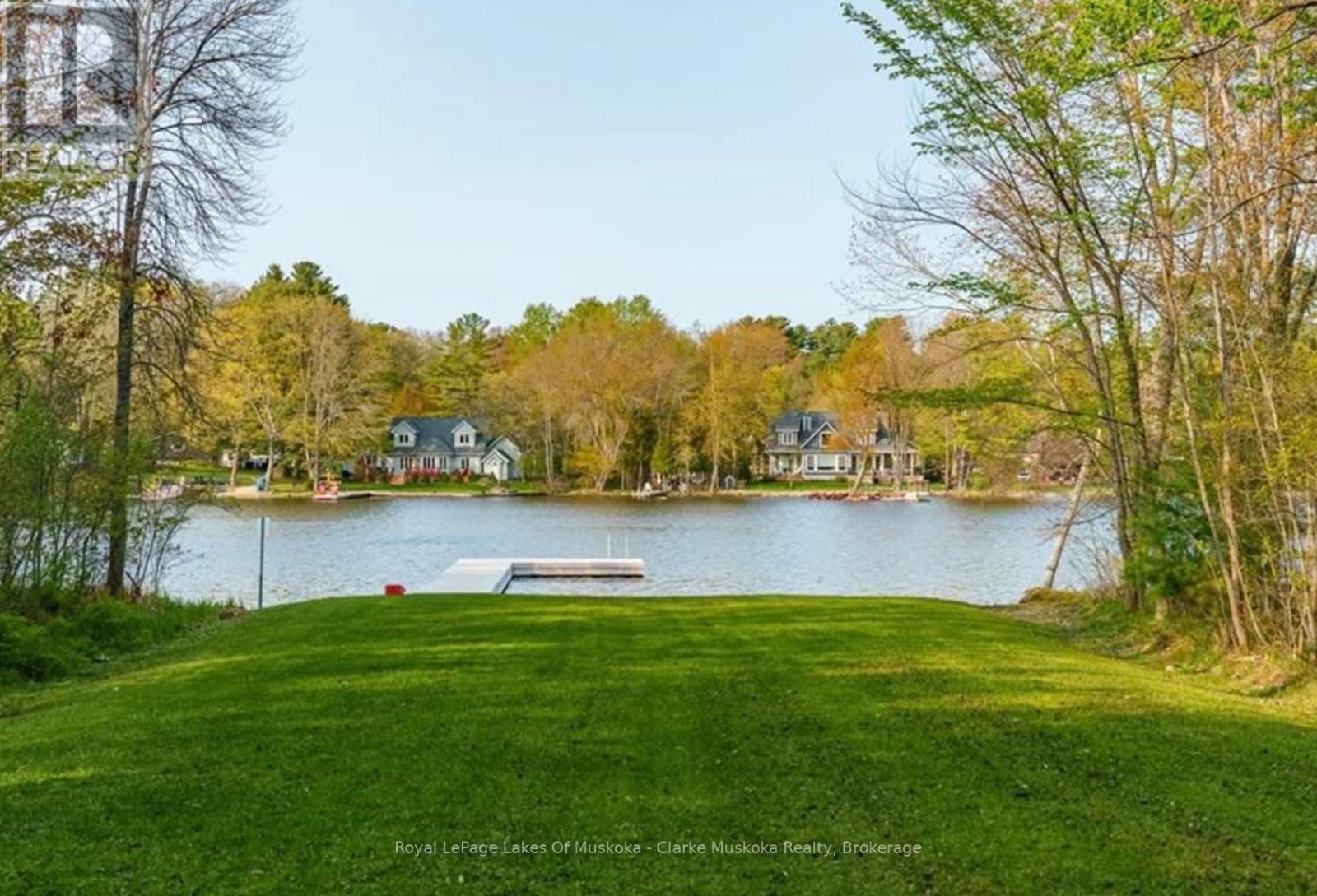 












19 TODHOLM DRIVE

,
Muskoka Lakes (Medora),




Ontario
P0B1J0


