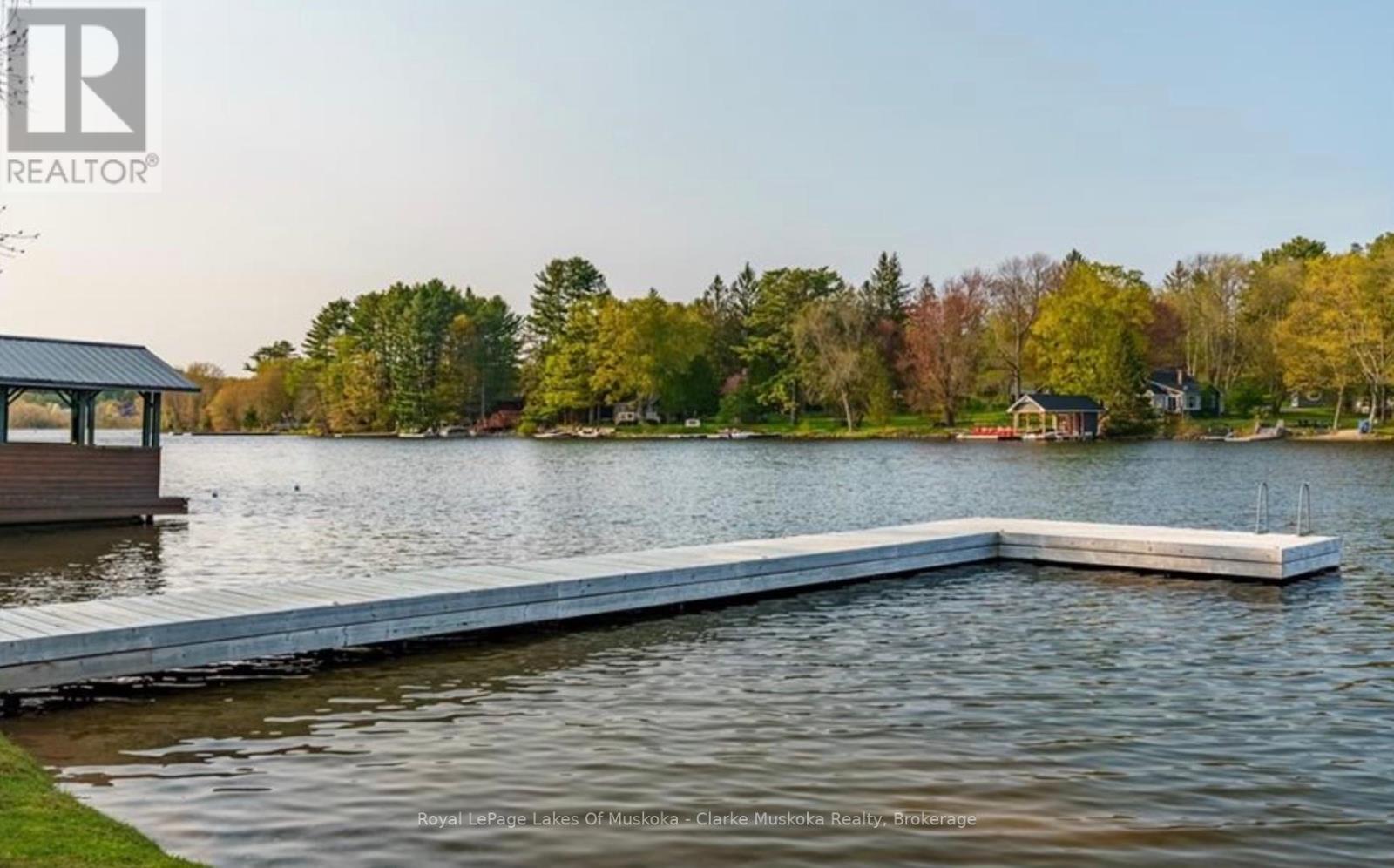 












19 TODHOLM DRIVE

,
Muskoka Lakes (Medora),




Ontario
P0B1J0


