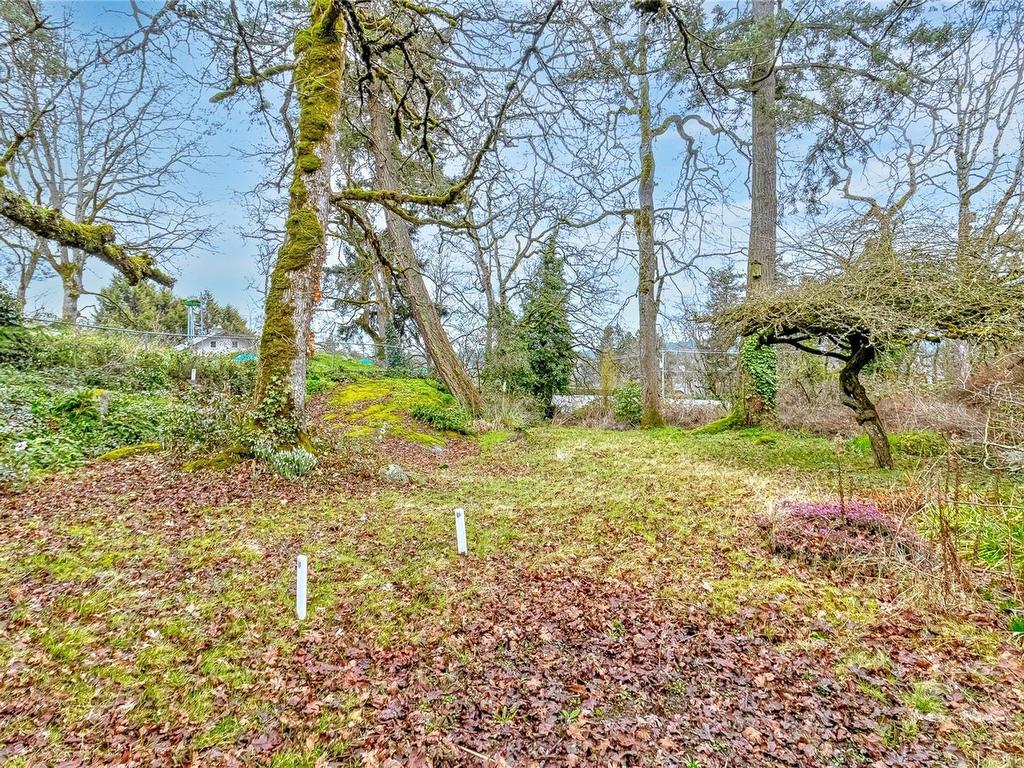 









Lot N


Burnside

Rd West,
Saanich,







BC
V8Z 1N4

