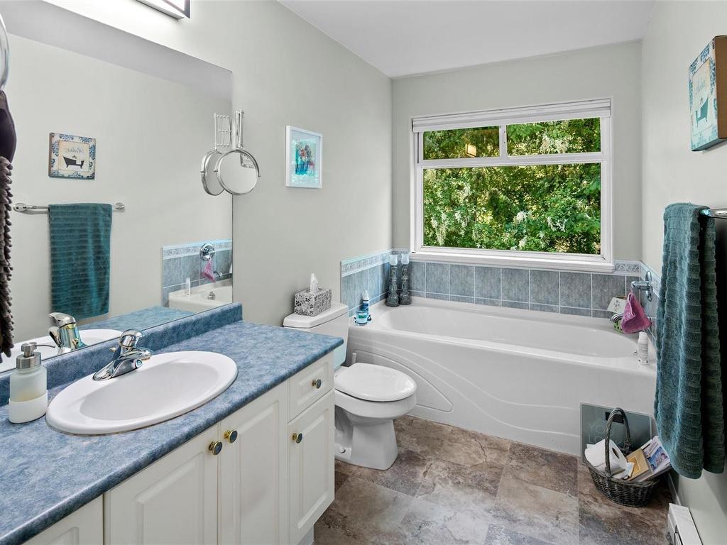 









7760


West Coast

Rd,
Sooke,




BC
V9Z 0R7

