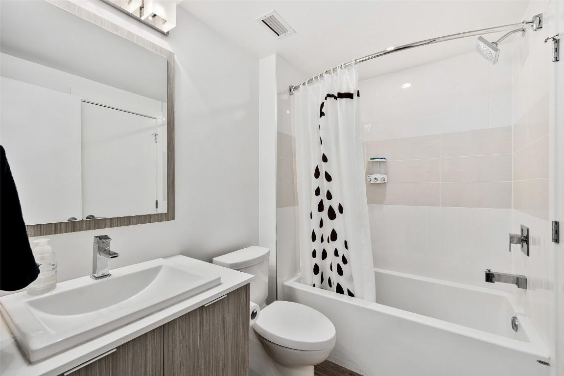 









1775


Chapman

Place, 323,
Kelowna,




BC
V1Y 5Z9

