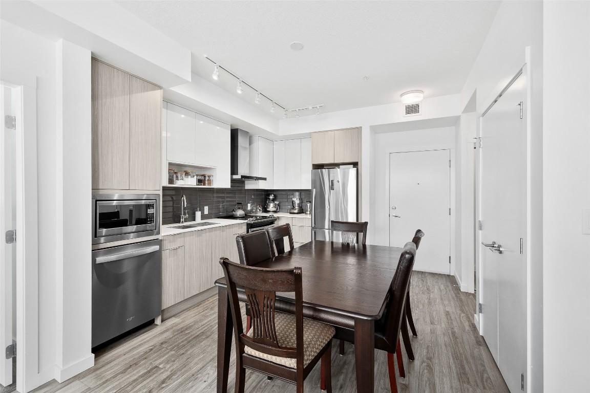 









1775


Chapman

Place, 323,
Kelowna,




BC
V1Y 5Z9


