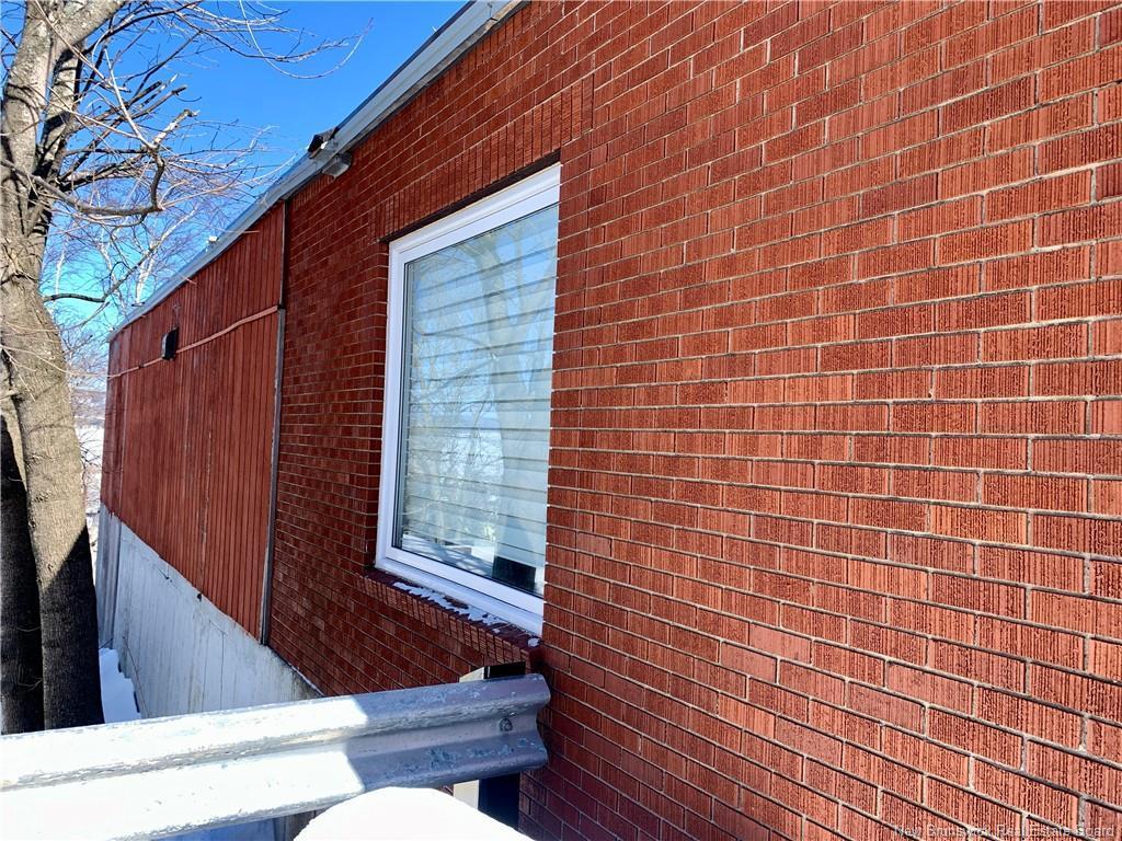 









421


Victoria

,
Dalhousie,




NB
E8C 2V2

