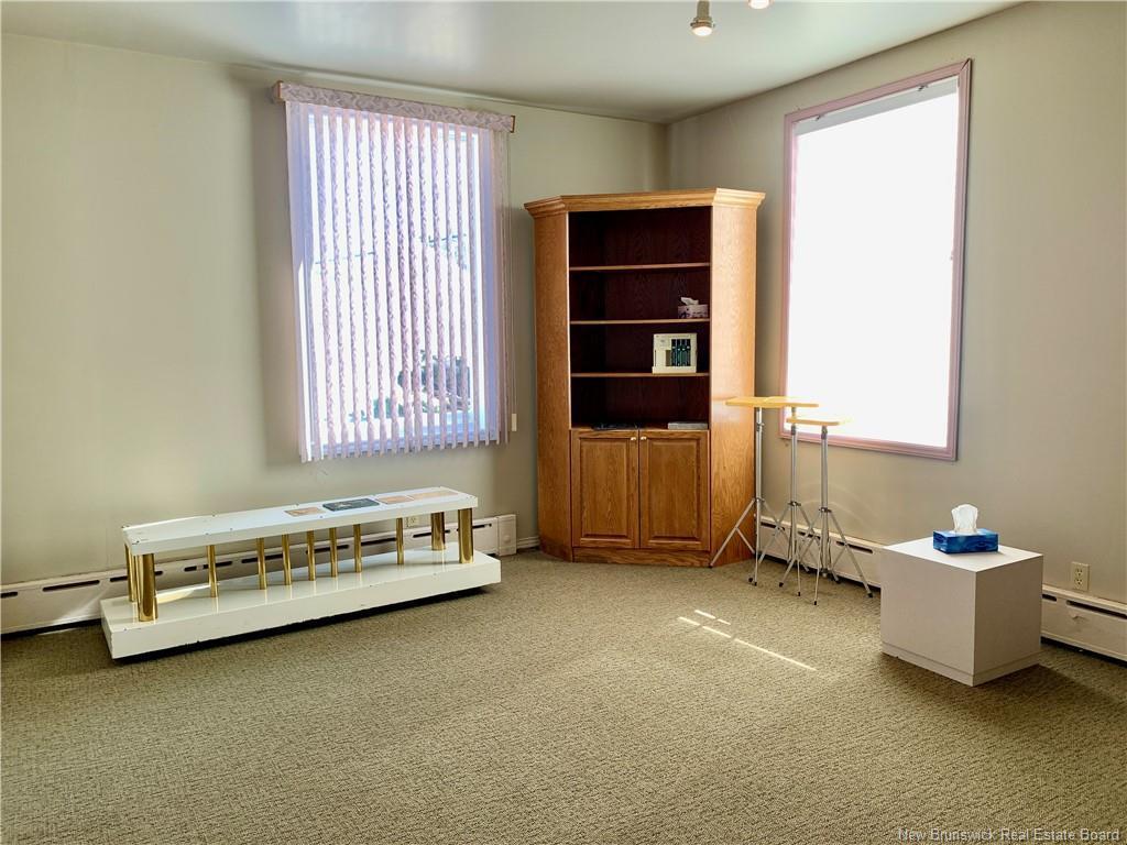 









421


Victoria

,
Dalhousie,




NB
E8C 2V2

