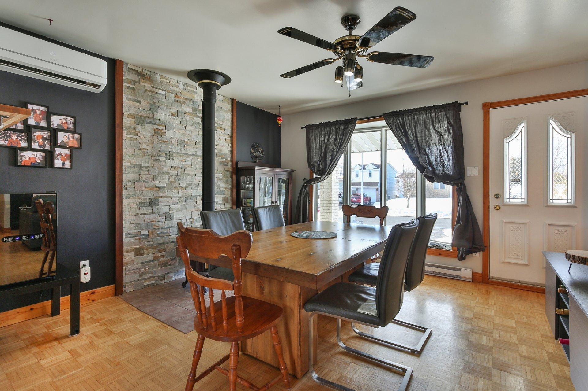 









25


Rue de Castel

,
Saint-Jean-sur-Richelieu,




QC
J2W1V3

