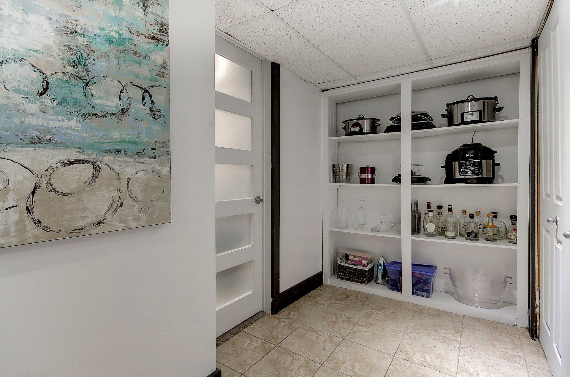 









475


Rue Beaumont E.

,
Saint-Bruno-de-Montarville,




QC
J3V2R2


