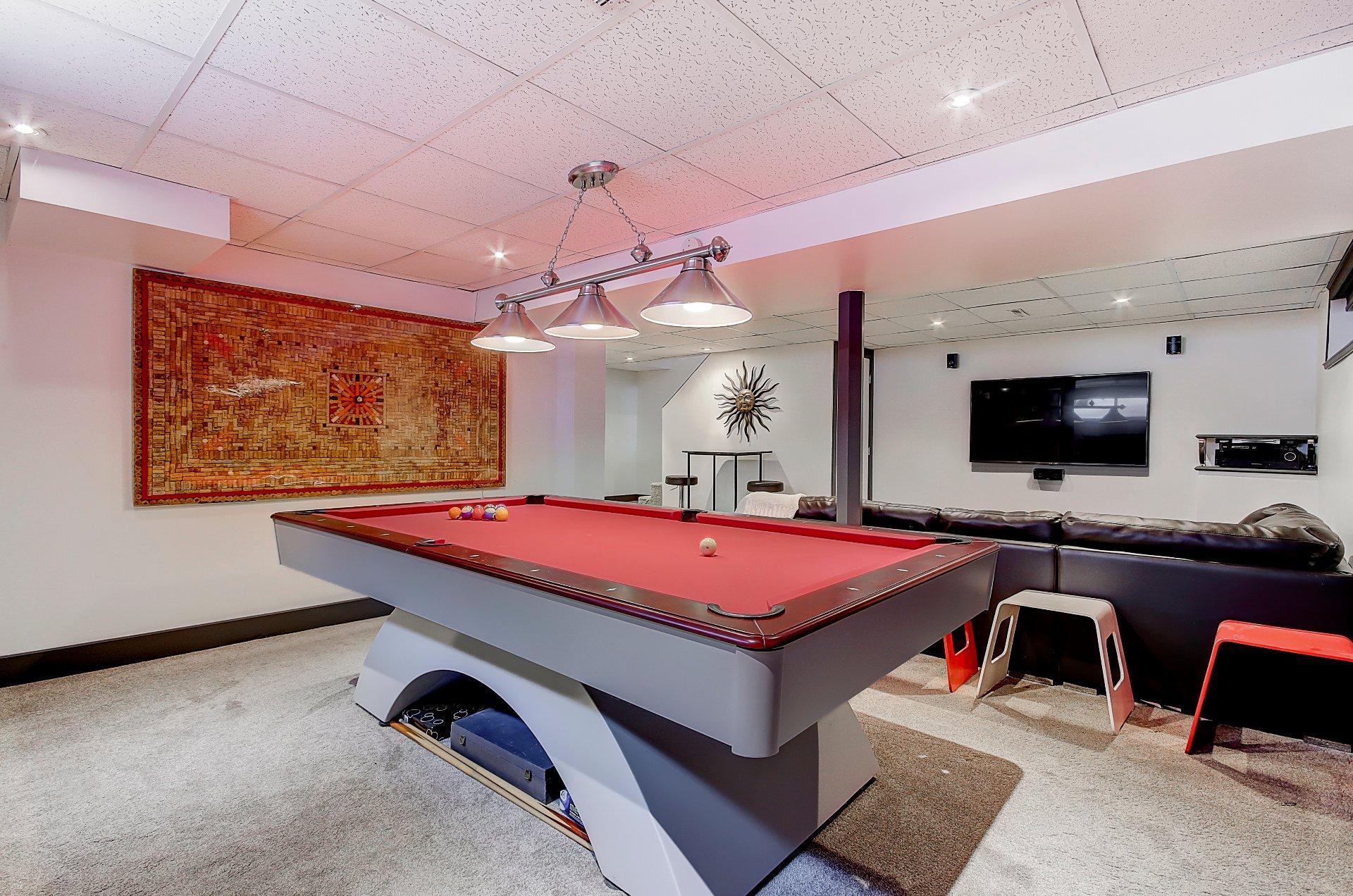 









475


Rue Beaumont E.

,
Saint-Bruno-de-Montarville,




QC
J3V2R2

