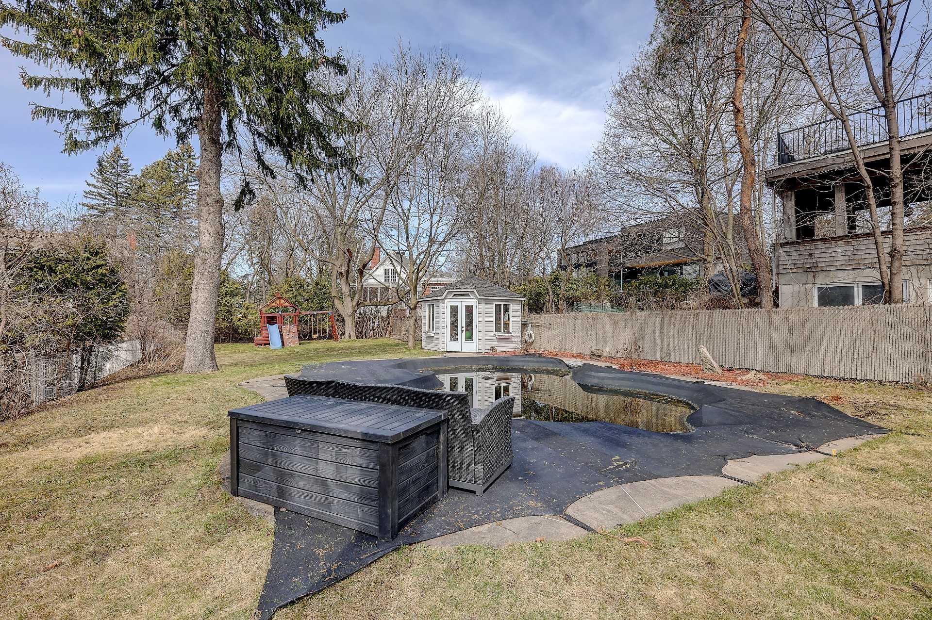 









475


Rue Beaumont E.

,
Saint-Bruno-de-Montarville,




QC
J3V2R2

