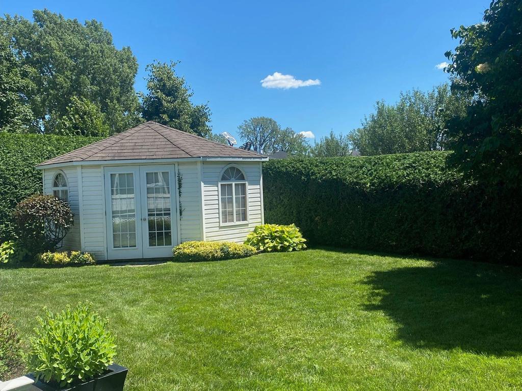 









64


Boul. de la Marine

,
Varennes,




QC
J3X2C2

