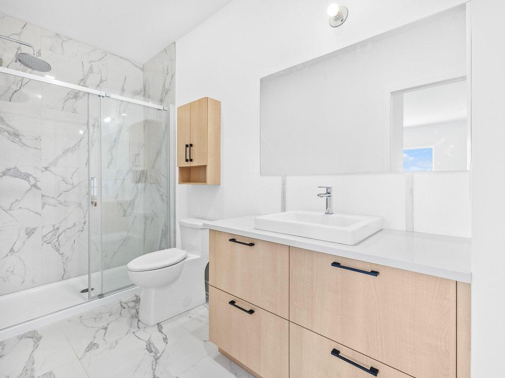 









244


Boul. Hymus

, 803,
Pointe-Claire,




QC
H9R1G3

