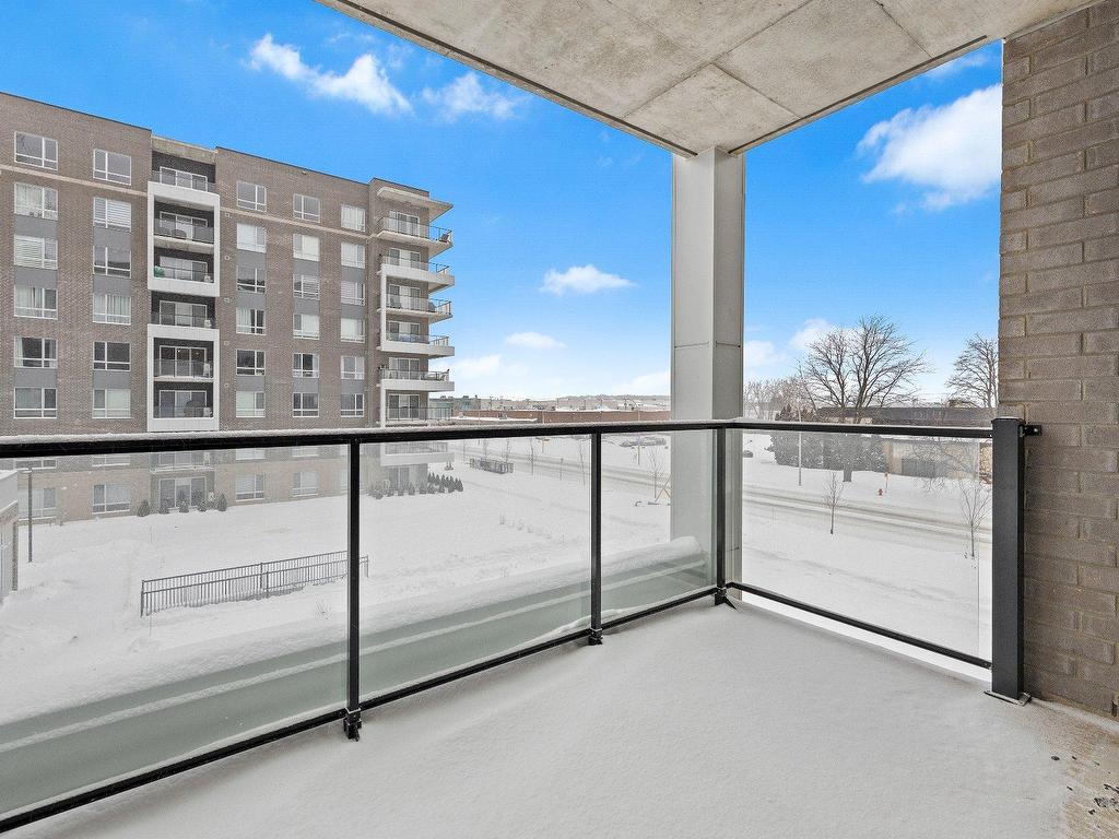 









244


Boul. Hymus

, 309,
Pointe-Claire,




QC
H9R1G3

