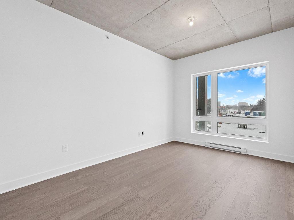 









244


Boul. Hymus

, 201,
Pointe-Claire,




QC
H9R1G3

