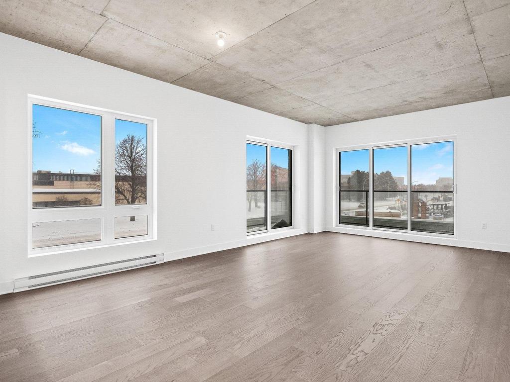 









244


Boul. Hymus

, 201,
Pointe-Claire,




QC
H9R1G3

