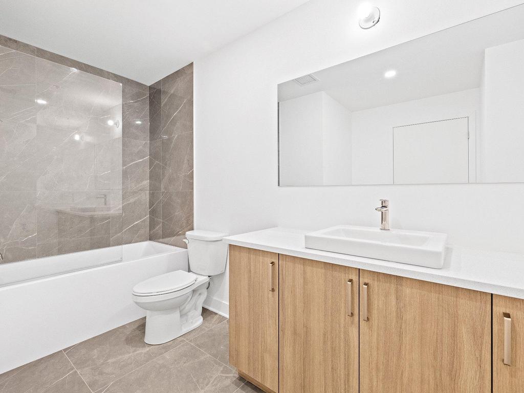 









244


Boul. Hymus

, 201,
Pointe-Claire,




QC
H9R1G3

