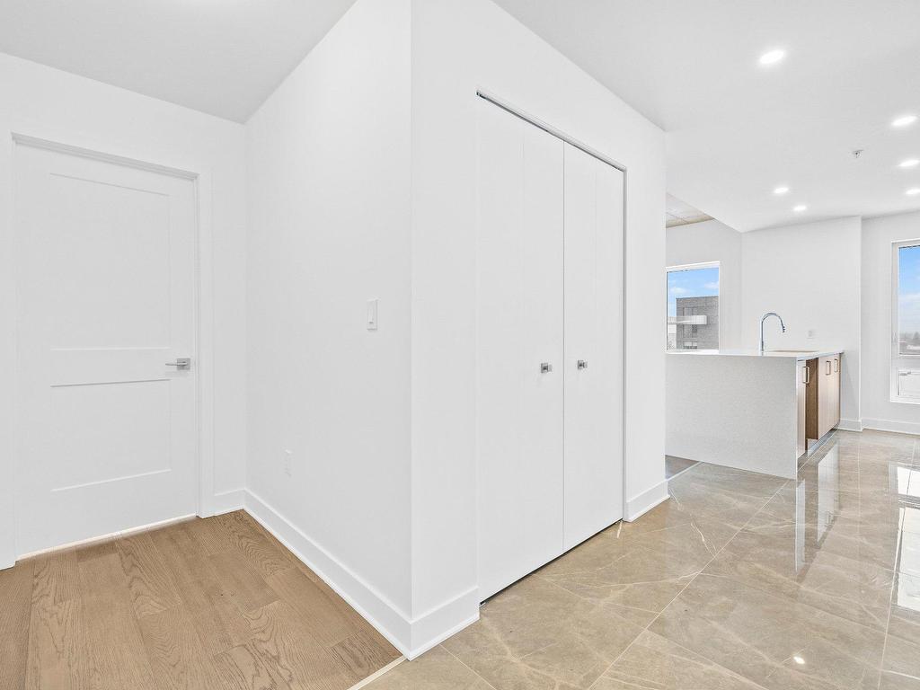 









244


Boul. Hymus

, 505,
Pointe-Claire,




QC
H9R1G3

