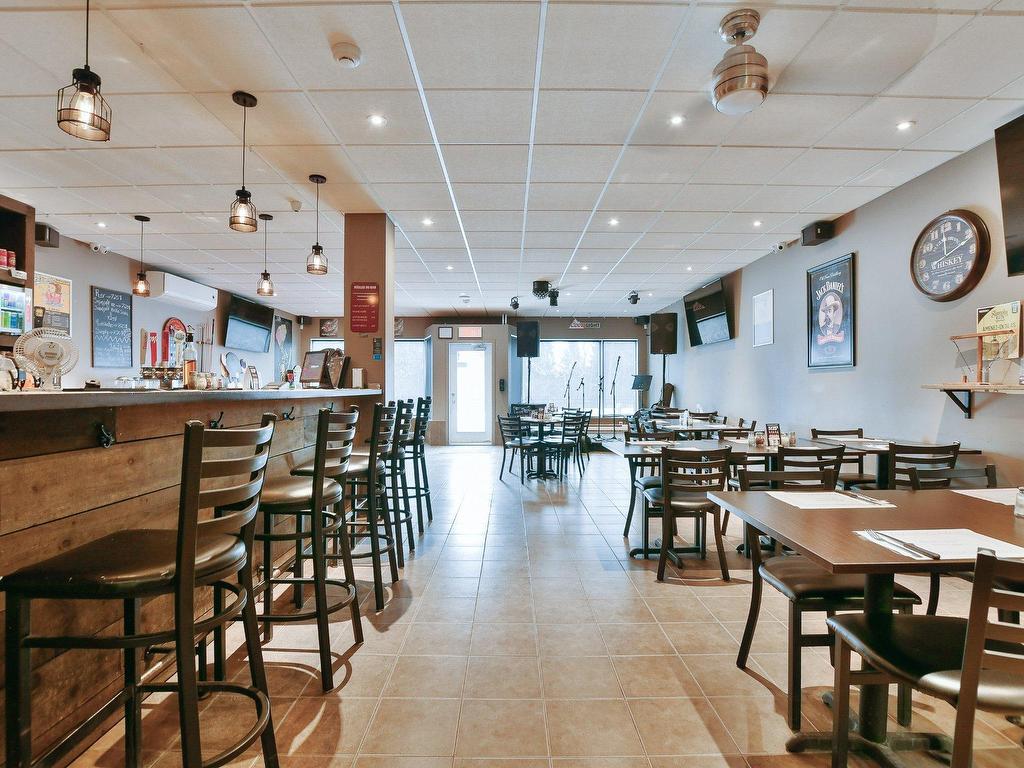 









165


Rue Notre-Dame

,
L'Épiphanie,




QC
J5X2W1

