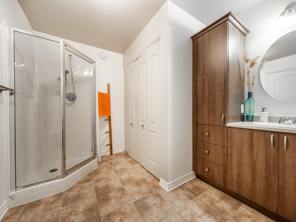 









112


Rue Carmen-Bienvenu

,
Beloeil,




QC
J3G0J7

