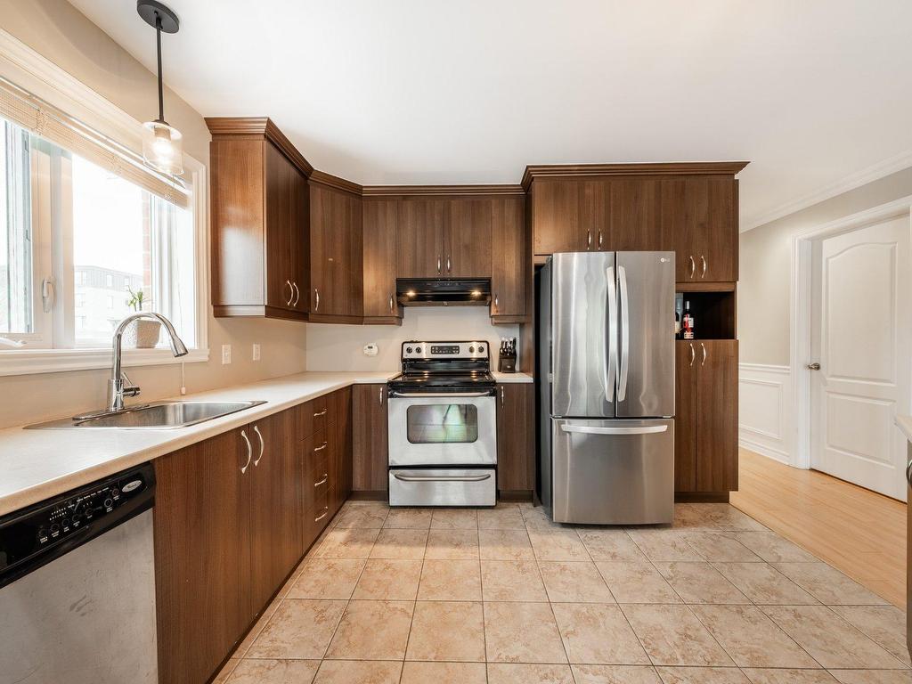









112


Rue Carmen-Bienvenu

,
Beloeil,




QC
J3G0J7

