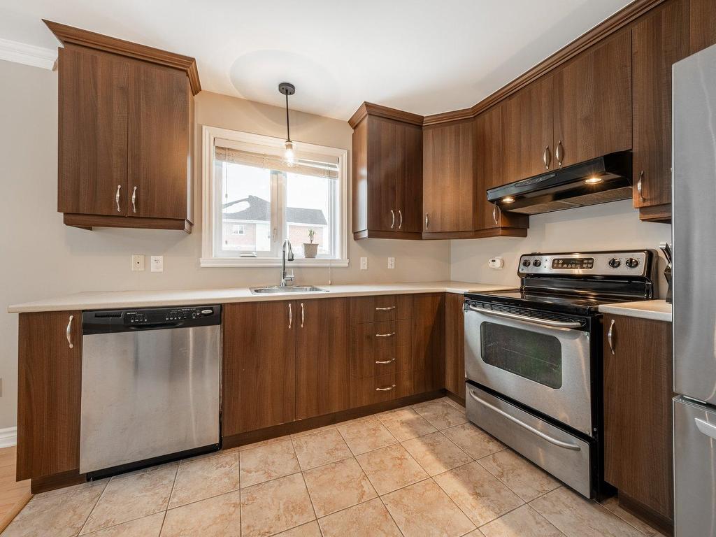 









112


Rue Carmen-Bienvenu

,
Beloeil,




QC
J3G0J7

