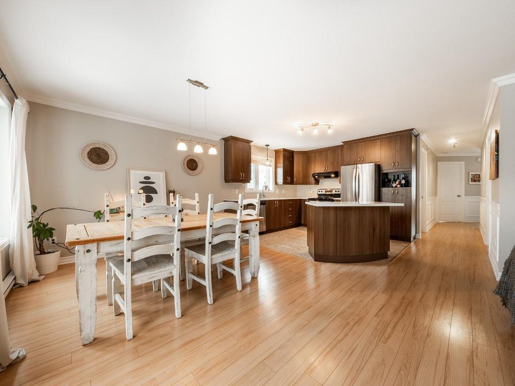 









112


Rue Carmen-Bienvenu

,
Beloeil,




QC
J3G0J7

