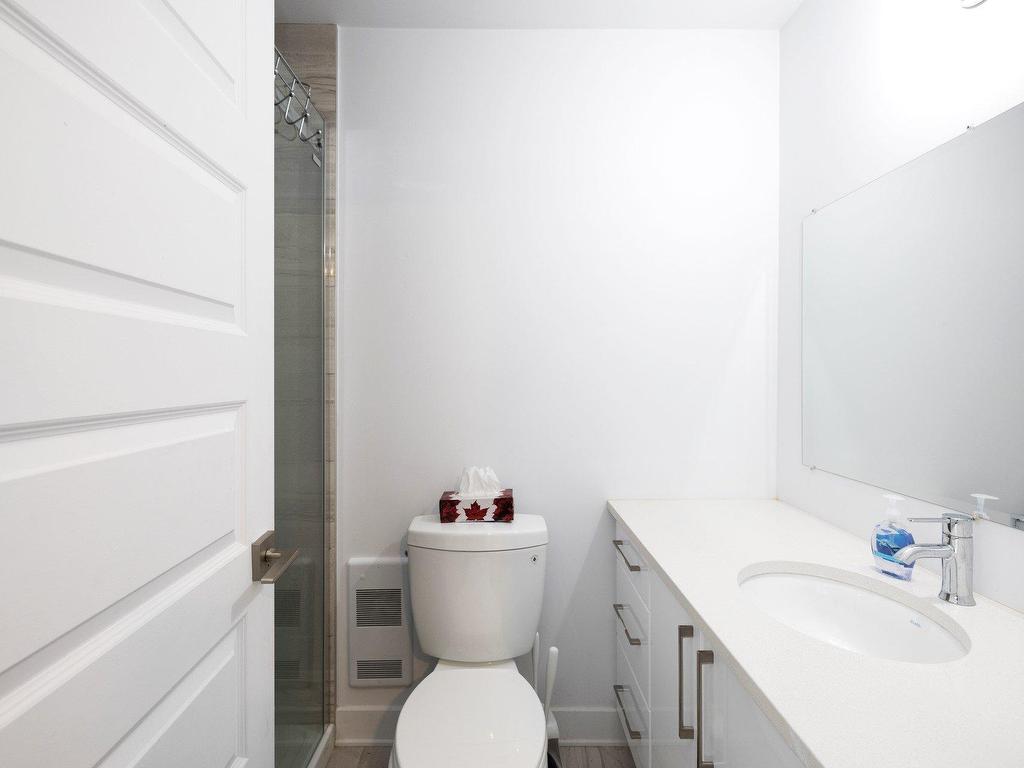 









7369B


Ch. Kildare

,
Côte-Saint-Luc,




QC
H4W0B8

