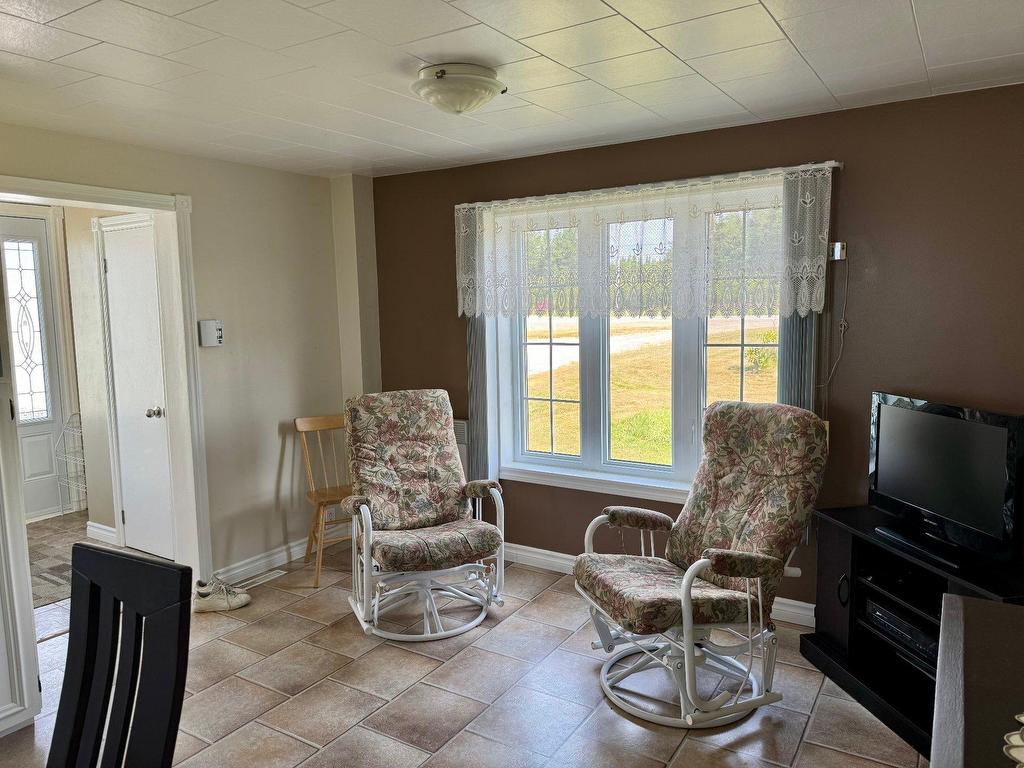 









119


Route Jacques-Cartier

,
Aguanish,




QC
G0G1R0

