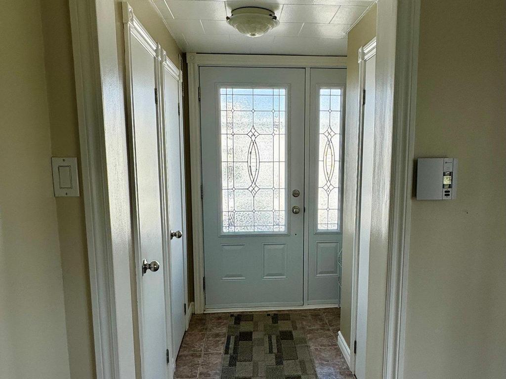 









119


Route Jacques-Cartier

,
Aguanish,




QC
G0G1R0

