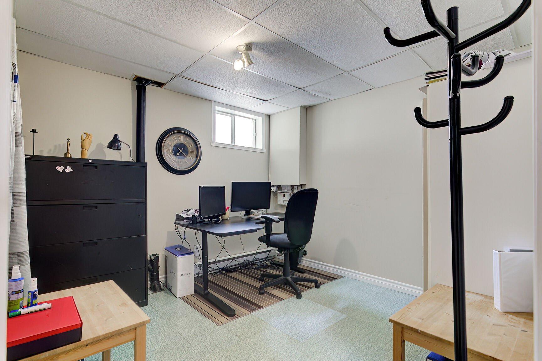 









1245


Crois. Magellan

,
Sainte-Catherine,




QC
J5C2A3

