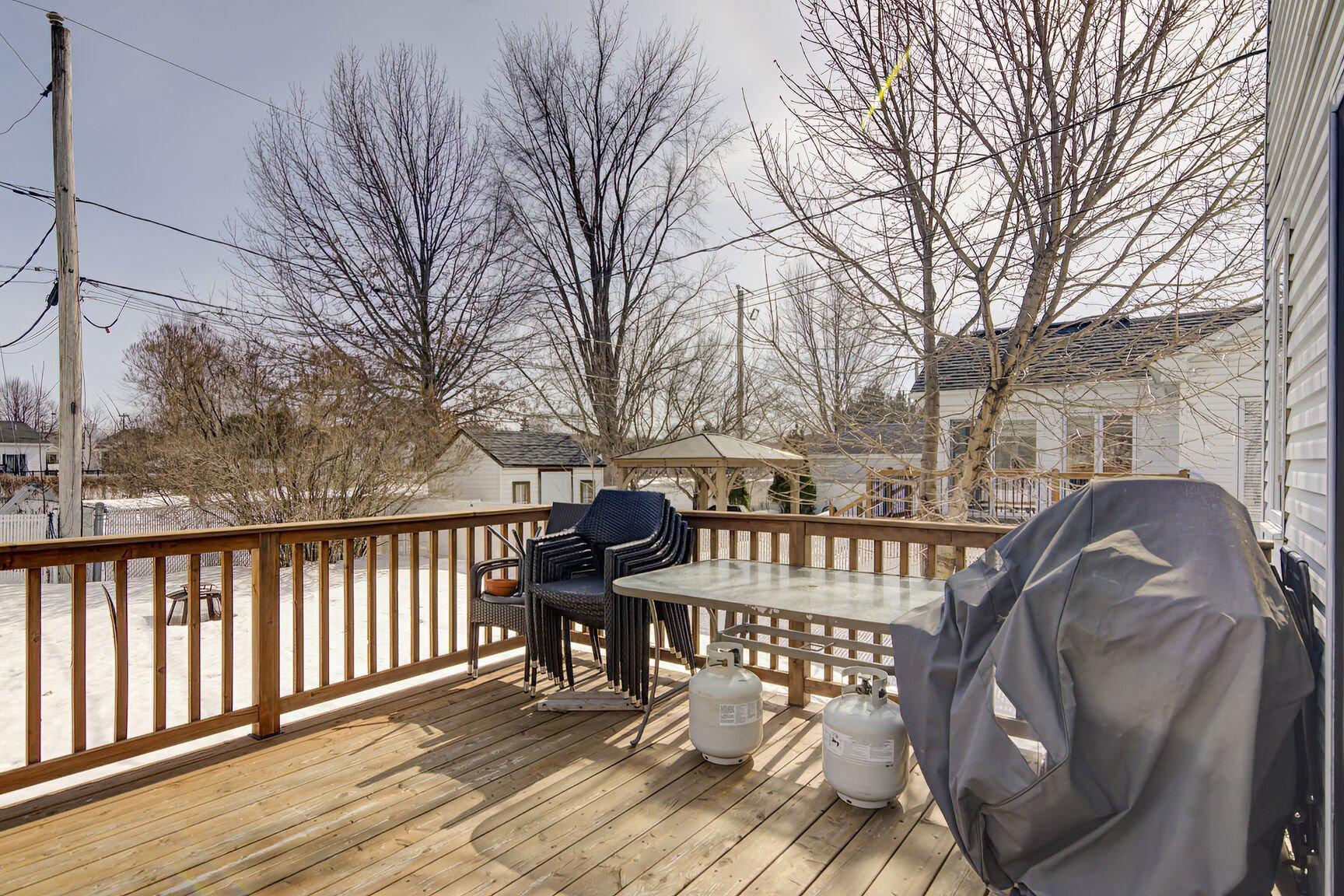 









1245


Crois. Magellan

,
Sainte-Catherine,




QC
J5C2A3

