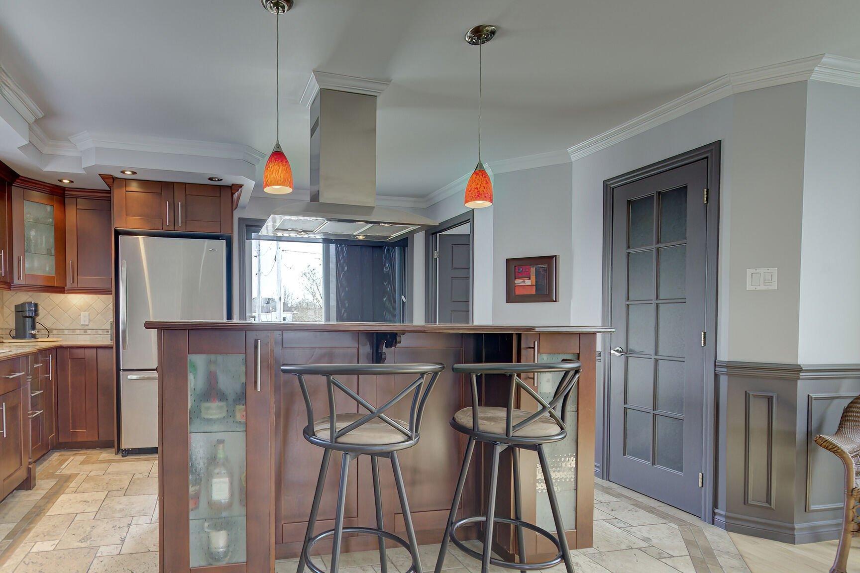 









1245


Crois. Magellan

,
Sainte-Catherine,




QC
J5C2A3

