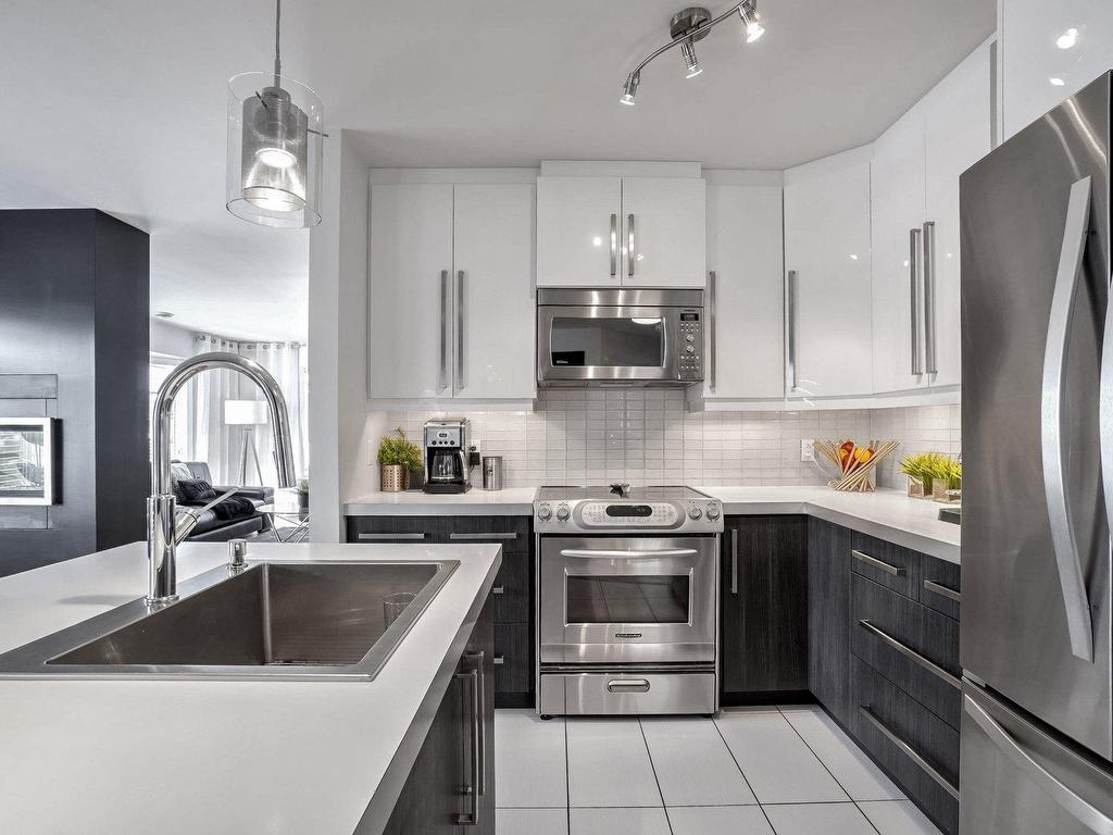 









85


Rue Hubert-Aquin

, 102,
Blainville,




QC
J7C0K9

