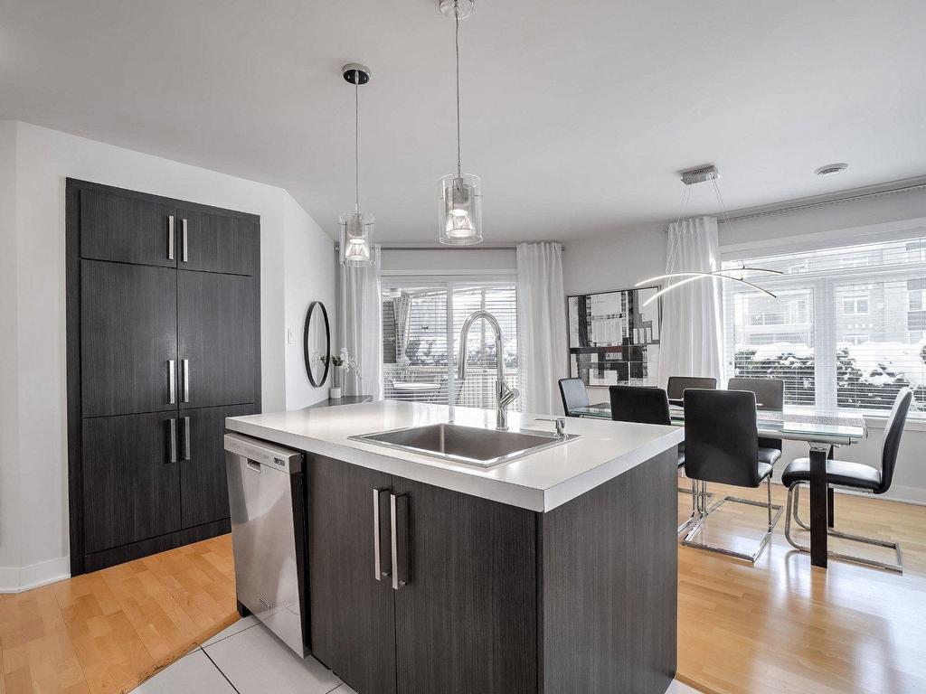 









85


Rue Hubert-Aquin

, 102,
Blainville,




QC
J7C0K9

