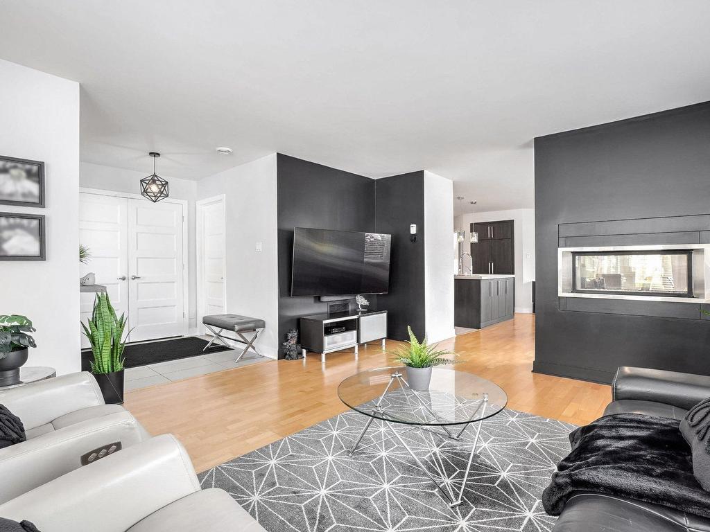 









85


Rue Hubert-Aquin

, 102,
Blainville,




QC
J7C0K9

