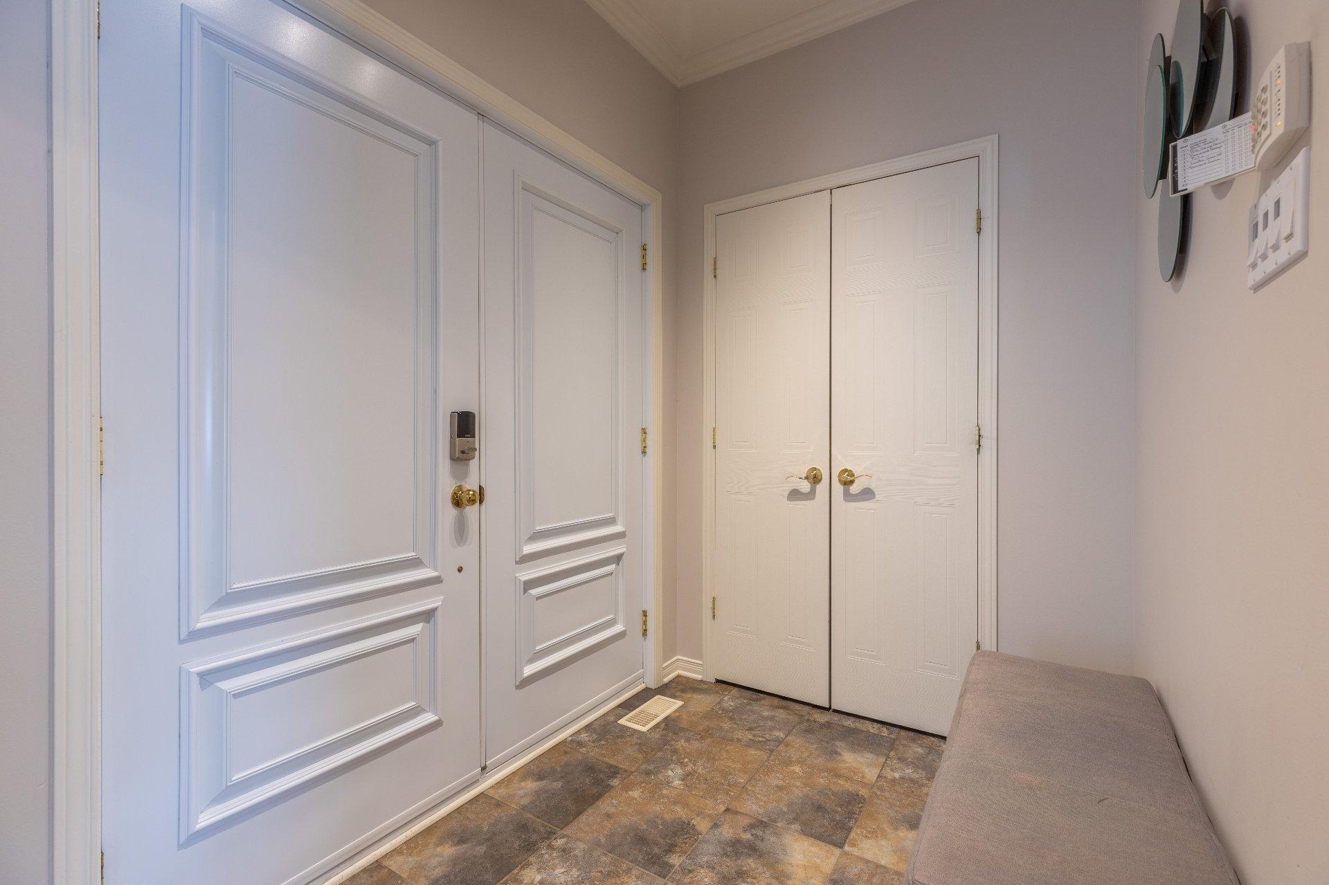 









83


Rue Jean-Paul-Lemieux

,
Notre-Dame-de-l'Île-Perrot,




QC
J7W1P4

