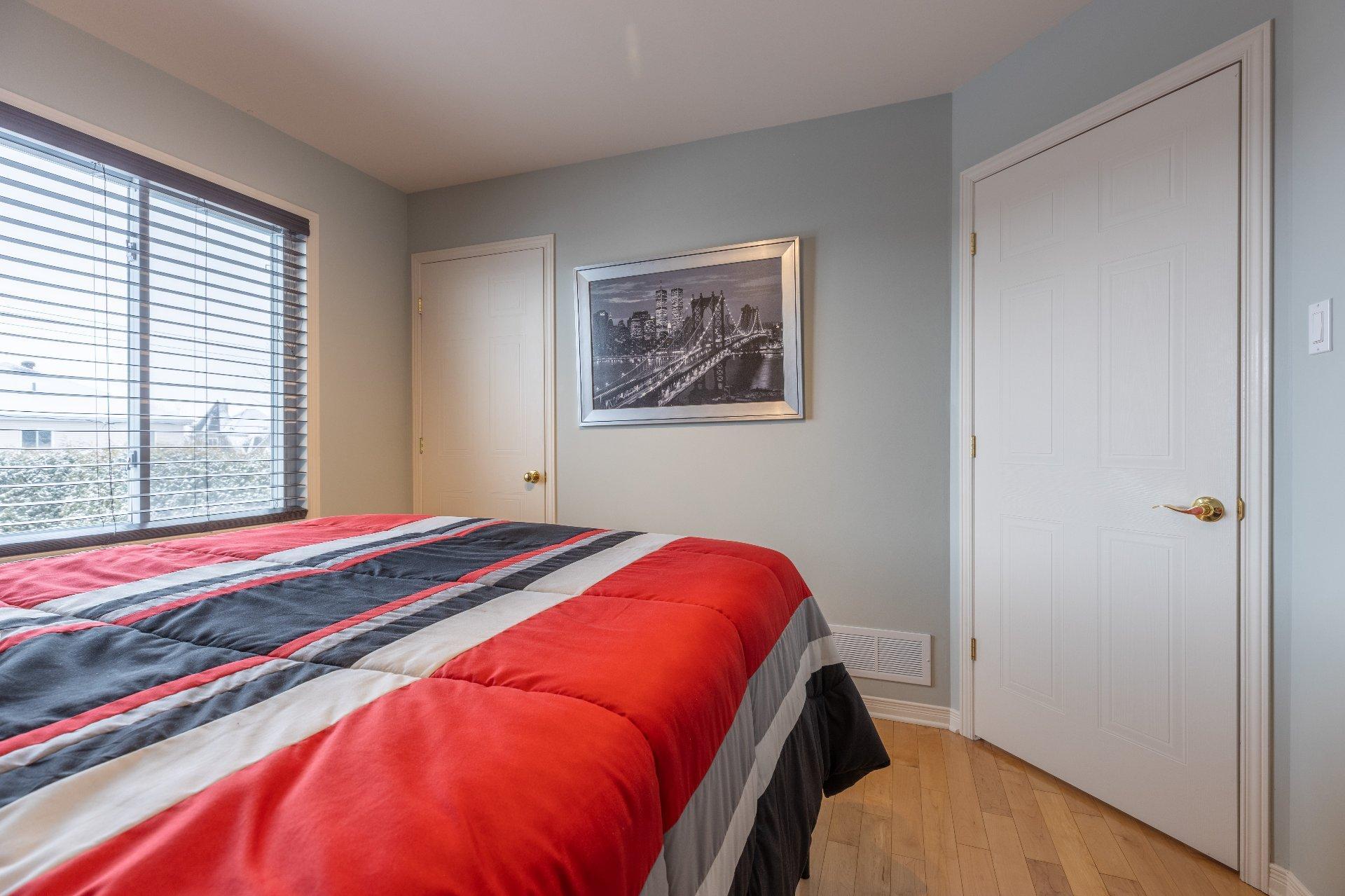 









83


Rue Jean-Paul-Lemieux

,
Notre-Dame-de-l'Île-Perrot,




QC
J7W1P4


