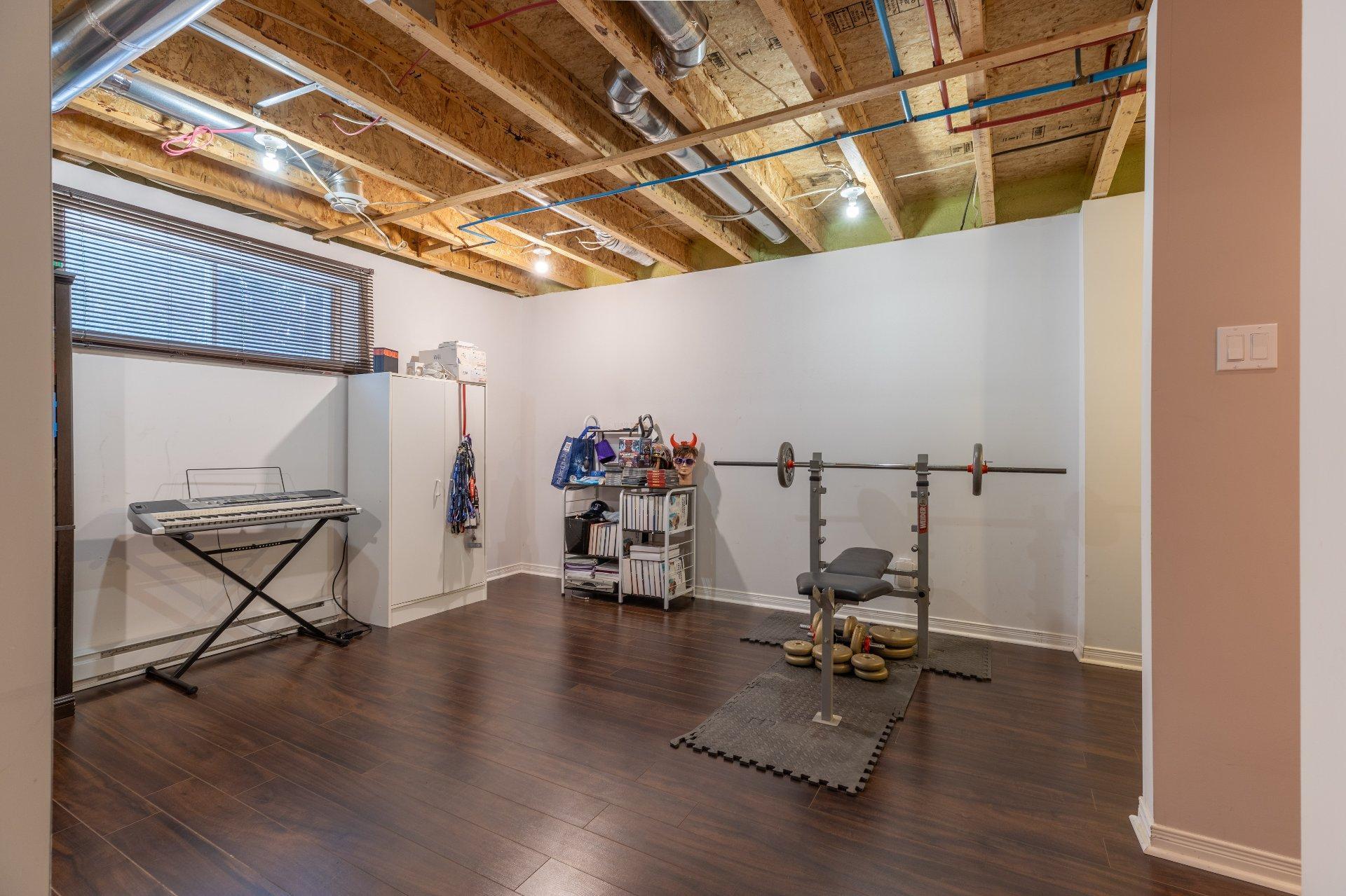 









83


Rue Jean-Paul-Lemieux

,
Notre-Dame-de-l'Île-Perrot,




QC
J7W1P4

