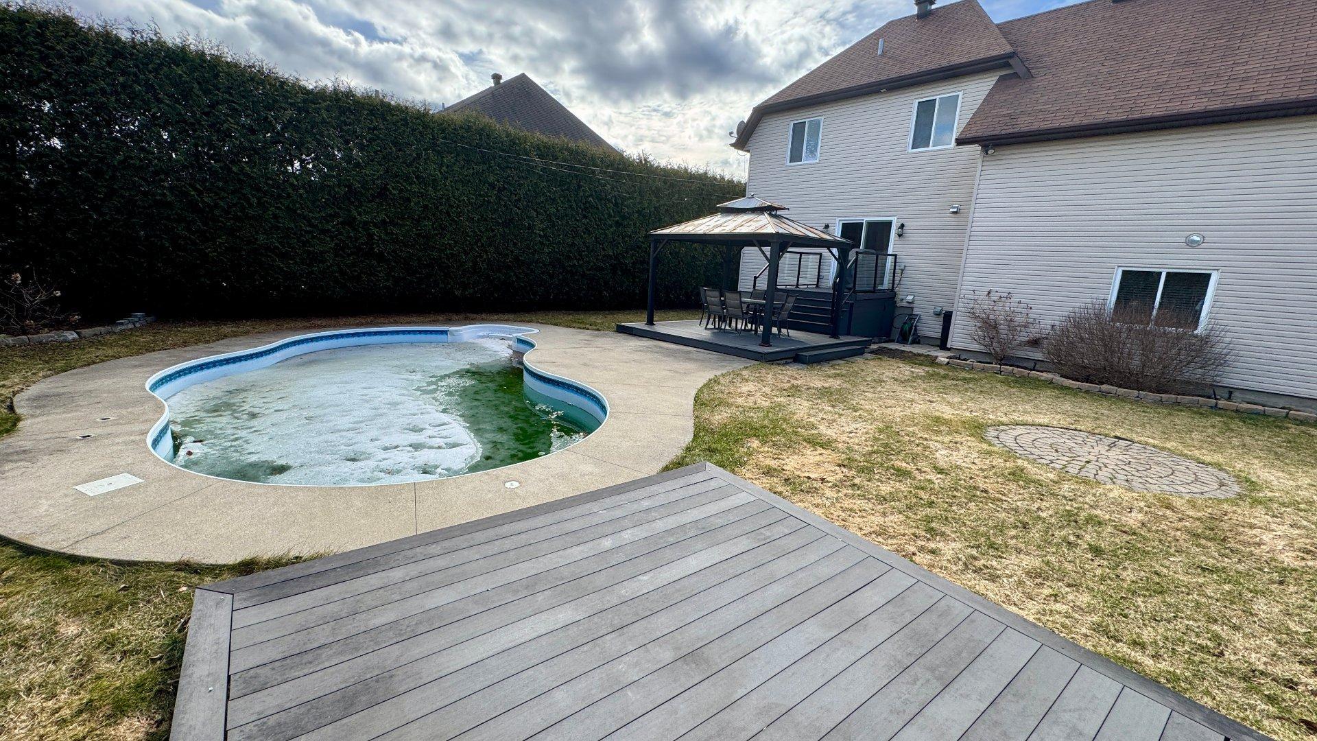 









83


Rue Jean-Paul-Lemieux

,
Notre-Dame-de-l'Île-Perrot,




QC
J7W1P4

