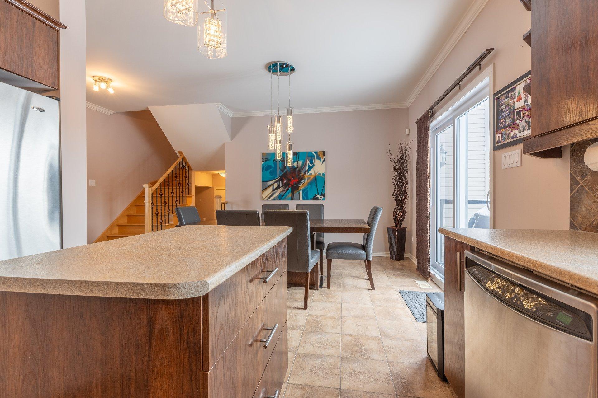 









83


Rue Jean-Paul-Lemieux

,
Notre-Dame-de-l'Île-Perrot,




QC
J7W1P4

