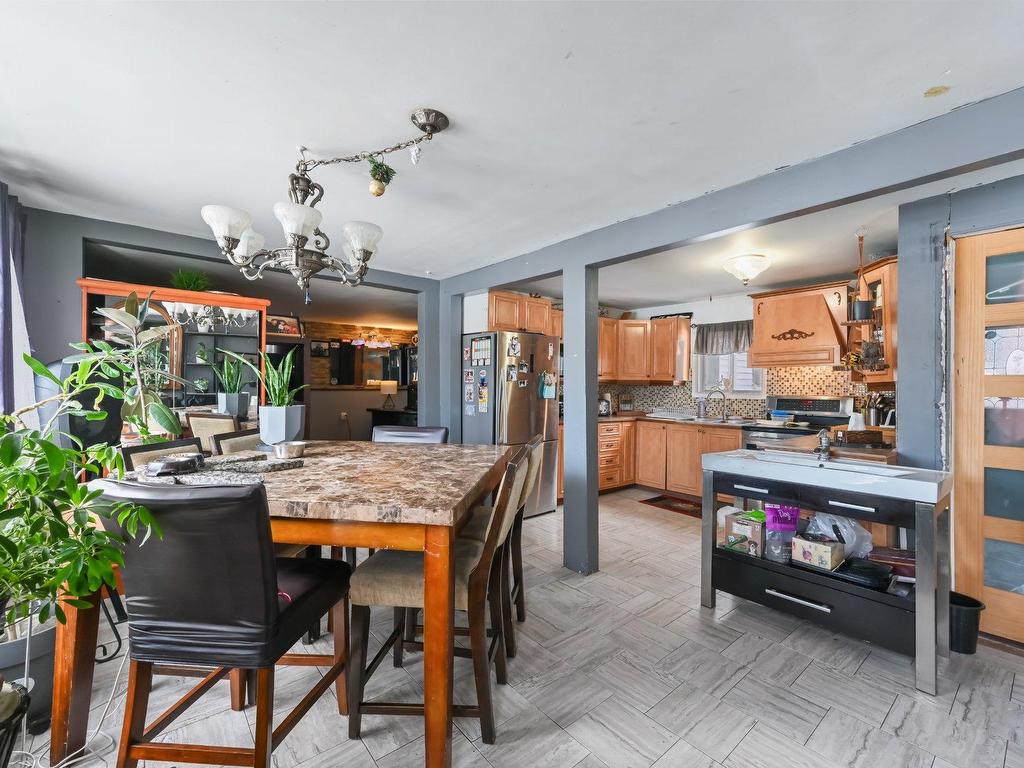 









17


Av. du Parc

,
Saint-Paul-de-l'Île-aux-Noix,




QC
J0J1G0

