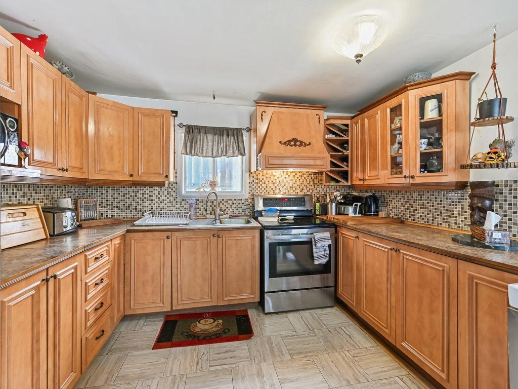 









17


Av. du Parc

,
Saint-Paul-de-l'Île-aux-Noix,




QC
J0J1G0

