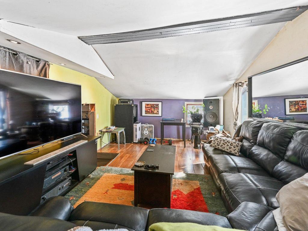 









17


Av. du Parc

,
Saint-Paul-de-l'Île-aux-Noix,




QC
J0J1G0

