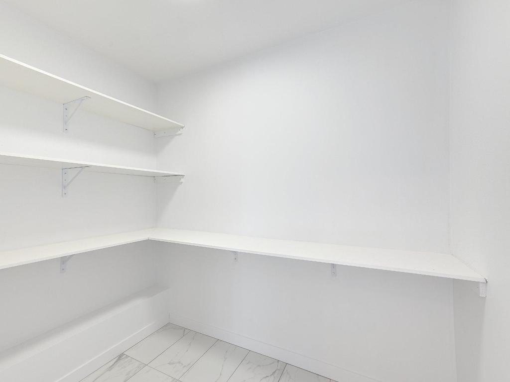 









36


Rue Boyer

,
Saint-Constant,




QC
J5A2G7


