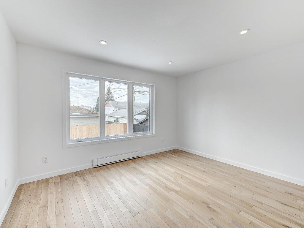 









36


Rue Boyer

,
Saint-Constant,




QC
J5A2G7

