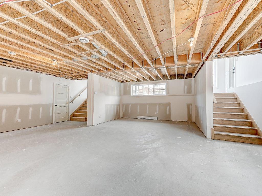 









36


Rue Boyer

,
Saint-Constant,




QC
J5A2G7

