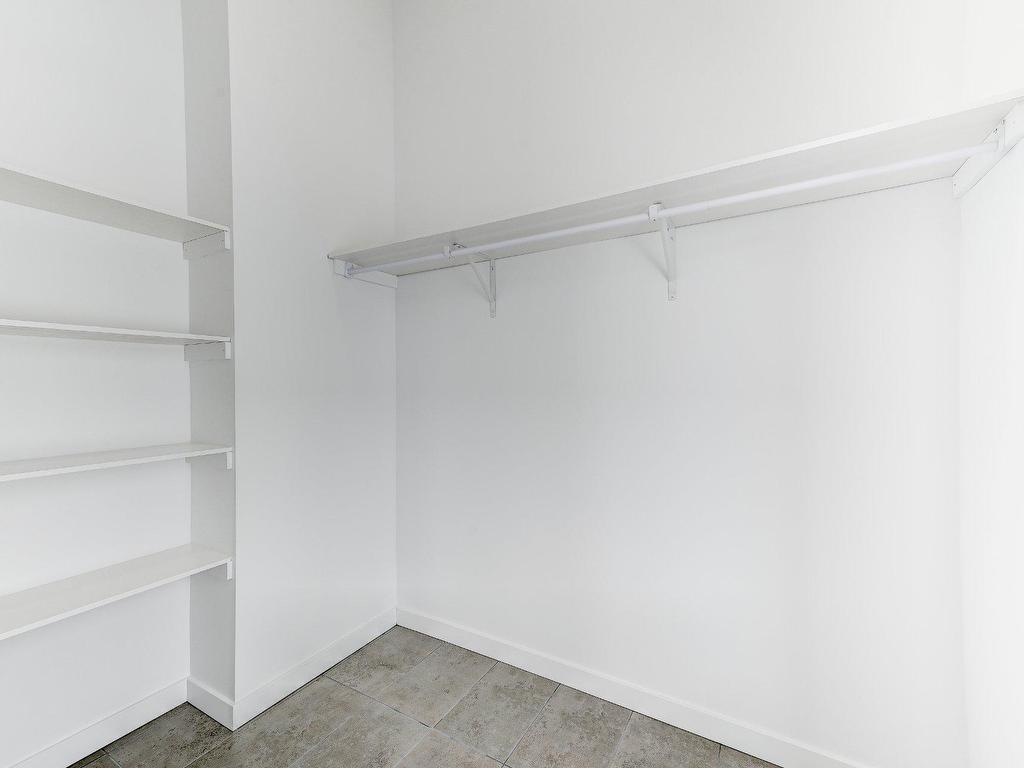 









36


Rue Boyer

,
Saint-Constant,




QC
J5A2G7

